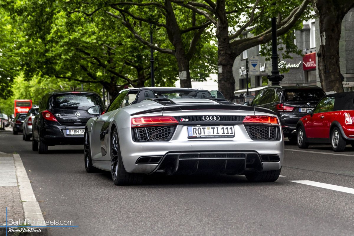 Audi R8 V10 Plus Spyder (2017) spotted in Berlin — BerlinRichStreets